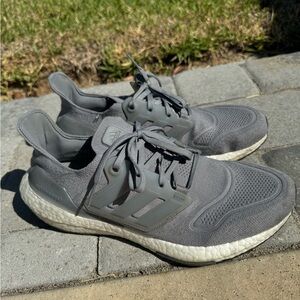 Size 11 Ultraboost EUC